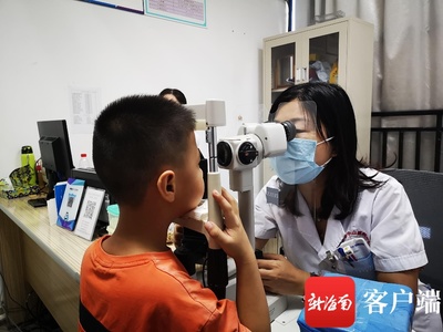 暑假“宅家”用眼多视力下降 海南眼科专家支招→