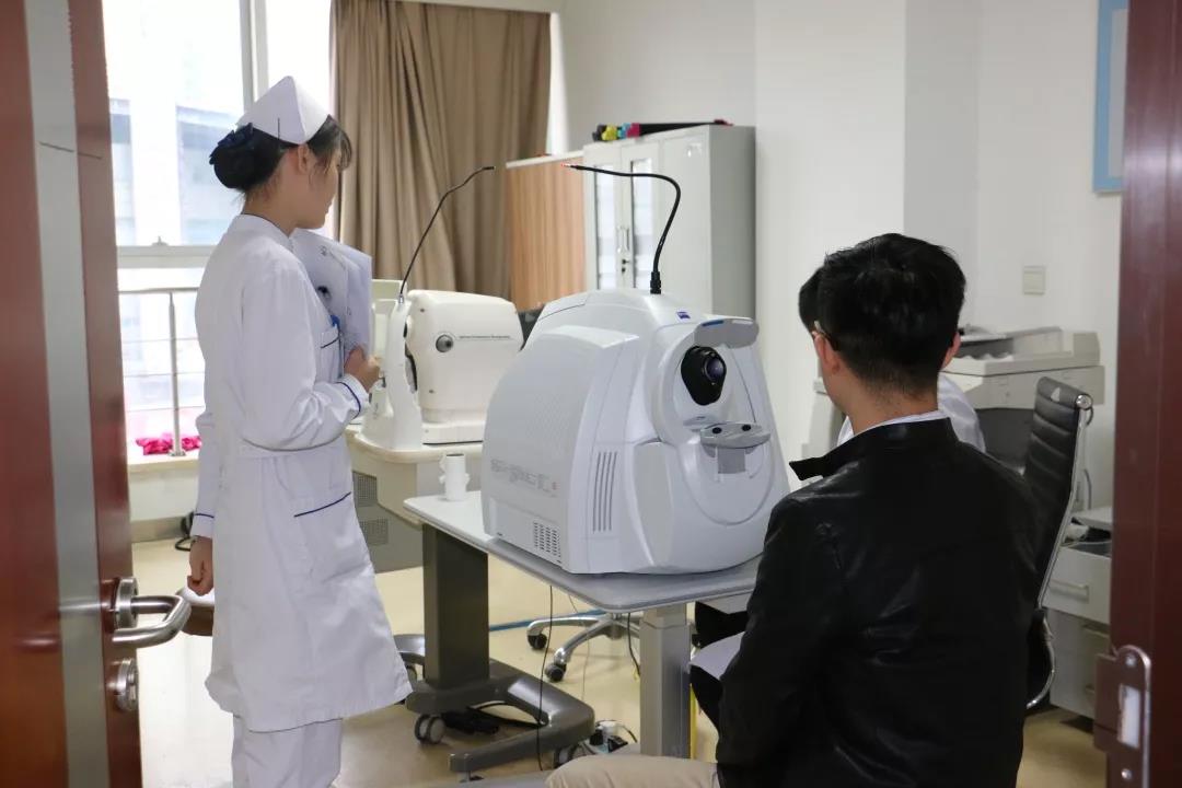 德国蔡司公司的产品品质与科技创新能力备受全球肯定,而新视界眼